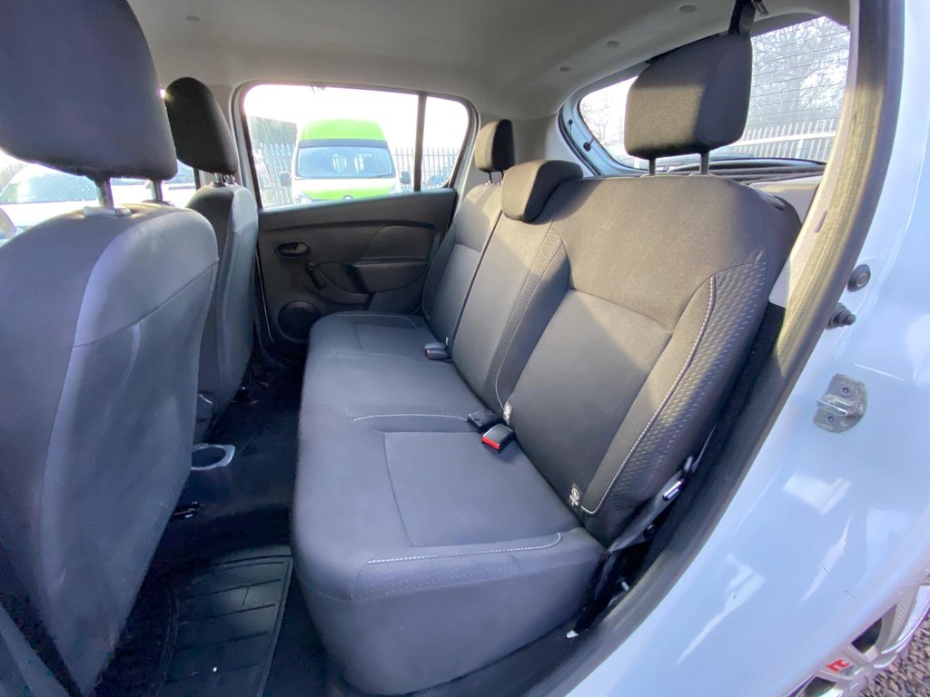 Used Dacia Sandero 2018 for sale - 77388793: Photo 48