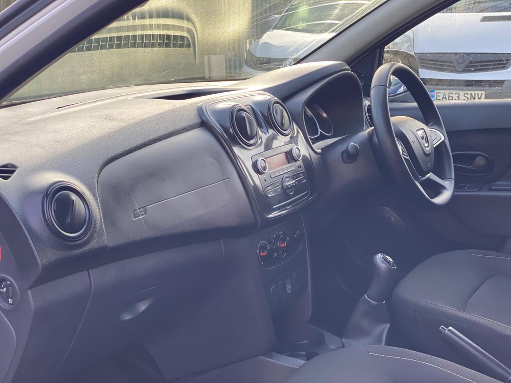 Used Dacia Sandero 2018 for sale - 77388793: Photo 50