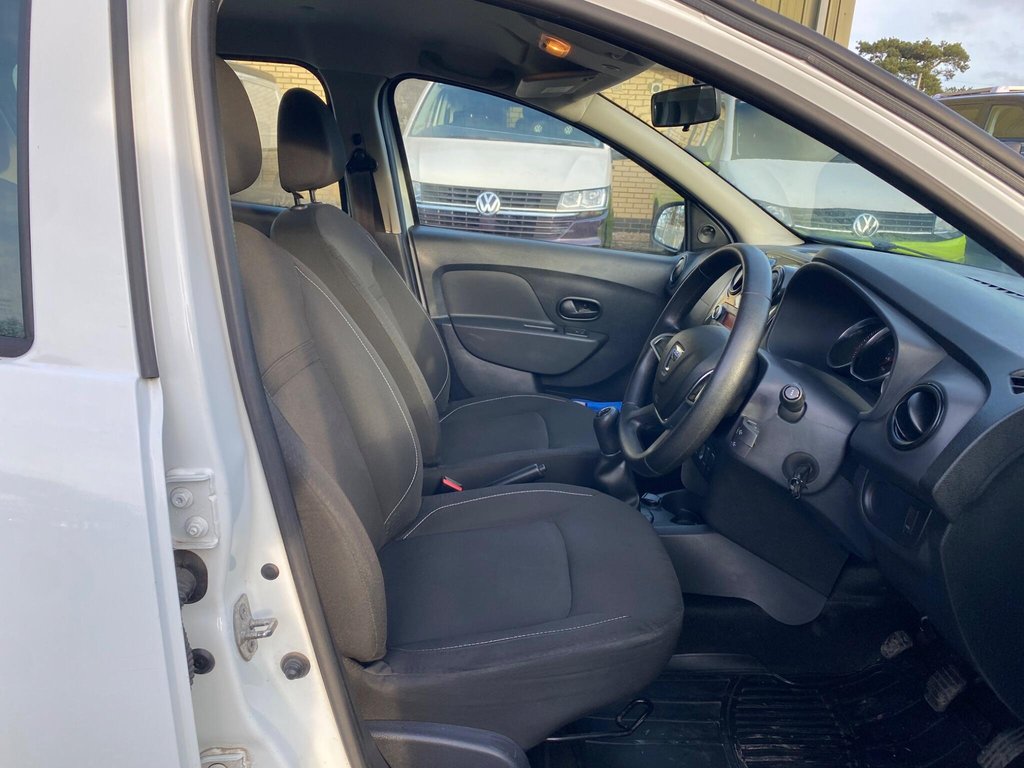 Used Dacia Sandero 2018 for sale - 77388793: Photo 6