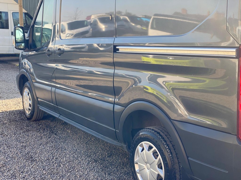 Used Ford Transit 2017 for sale - 77953231: Photo 32