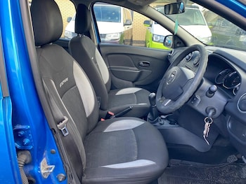 Used Dacia Sandero Stepway 2014 for sale - 77442221: Photo