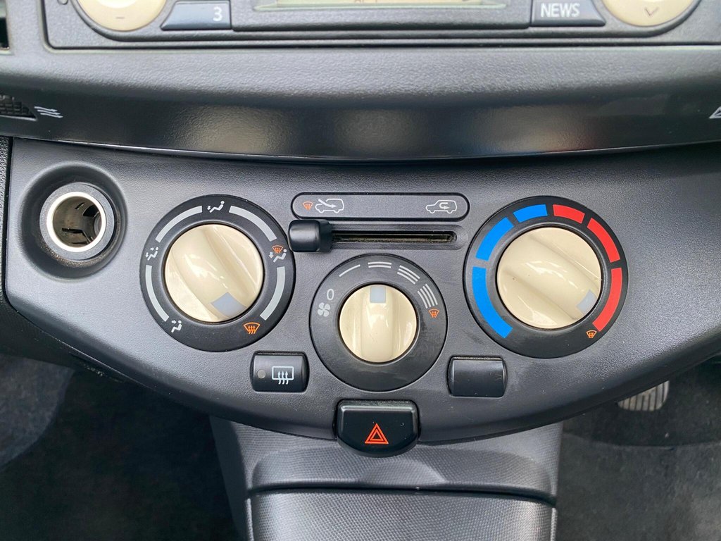 Used Nissan Micra C+C 2007 for sale - 77048862: Photo 41