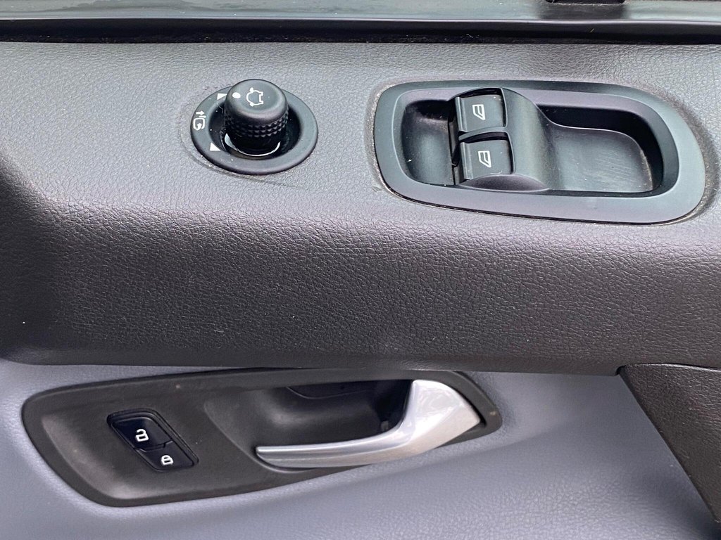 Used Ford Transit Custom 2015 for sale - 77499193: Photo 48