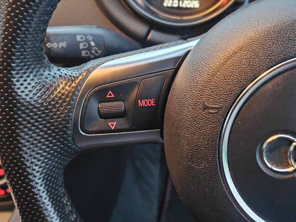 Used Audi TT 2011 for sale - 77407763: Photo 39