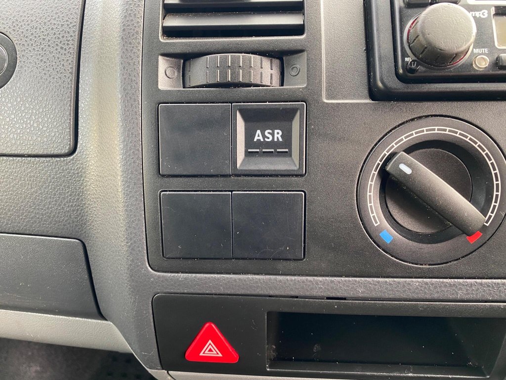 Used Volkswagen Transporter 2006 for sale - 77139436: Photo 42