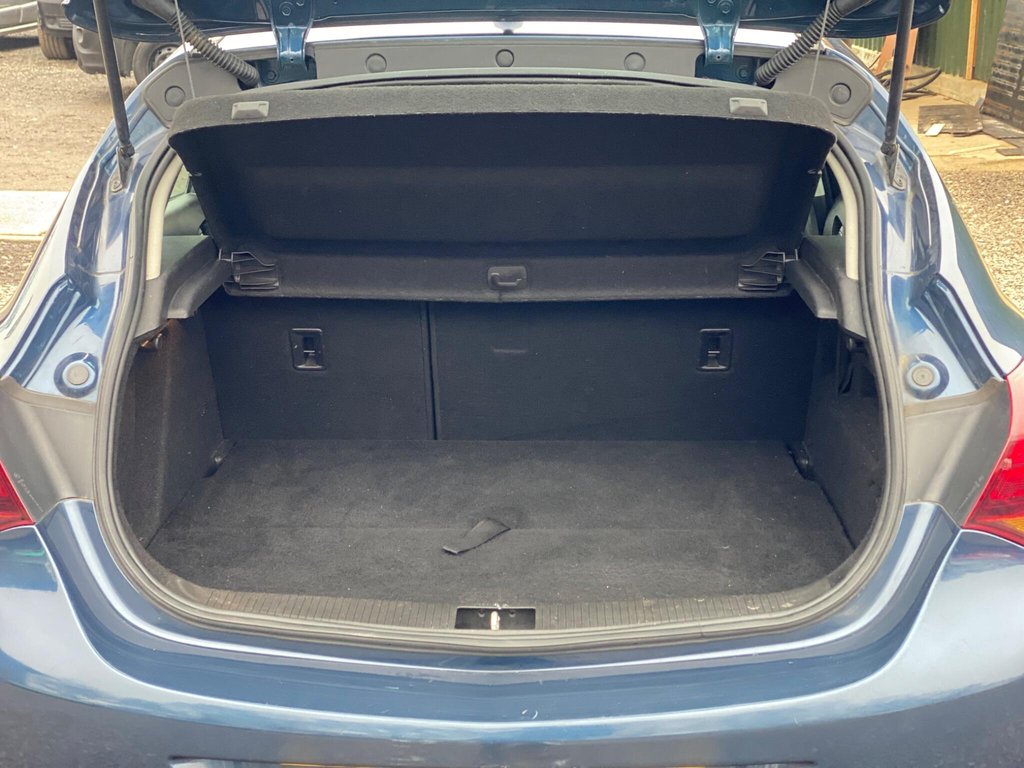 Used Vauxhall Astra 2010 for sale - 77794997: Photo 14