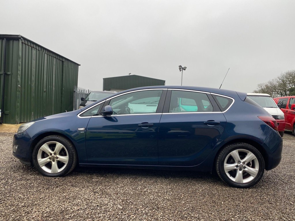 Used Vauxhall Astra 2010 for sale - 77794997: Photo 21