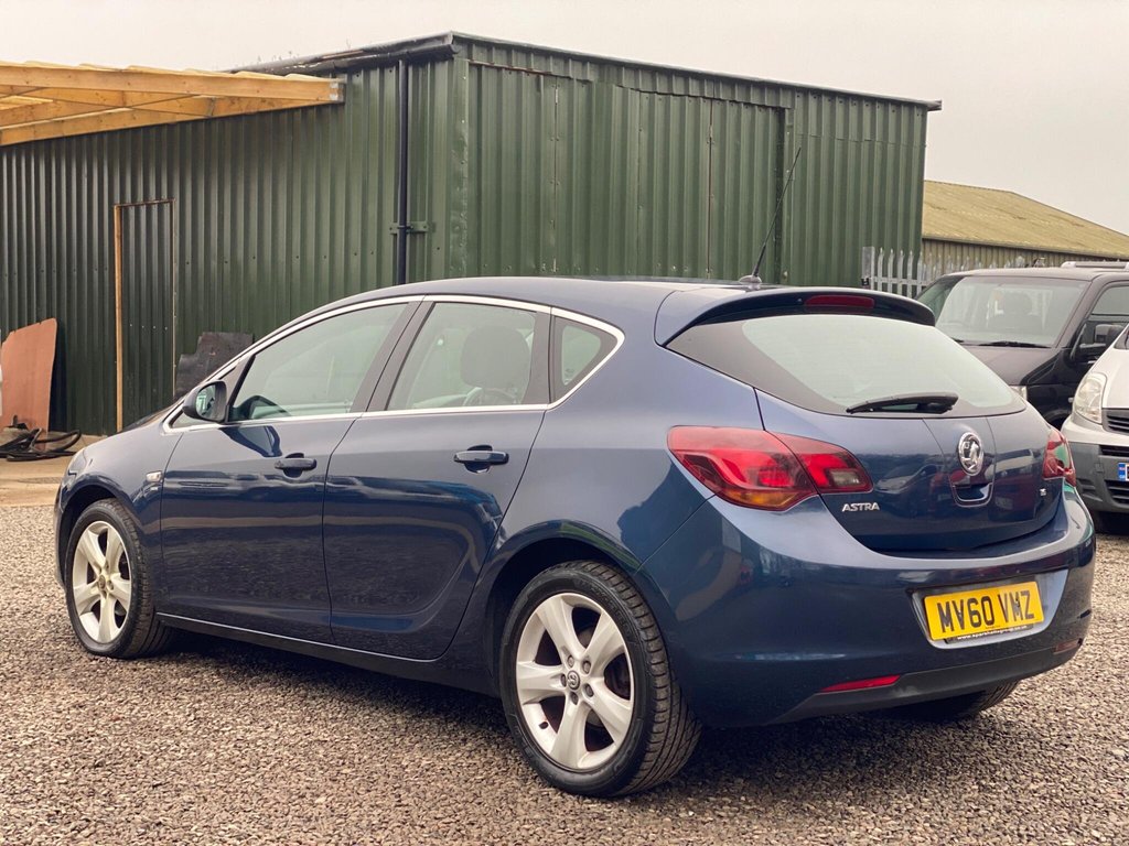 Used Vauxhall Astra 2010 for sale - 77794997: Photo 4