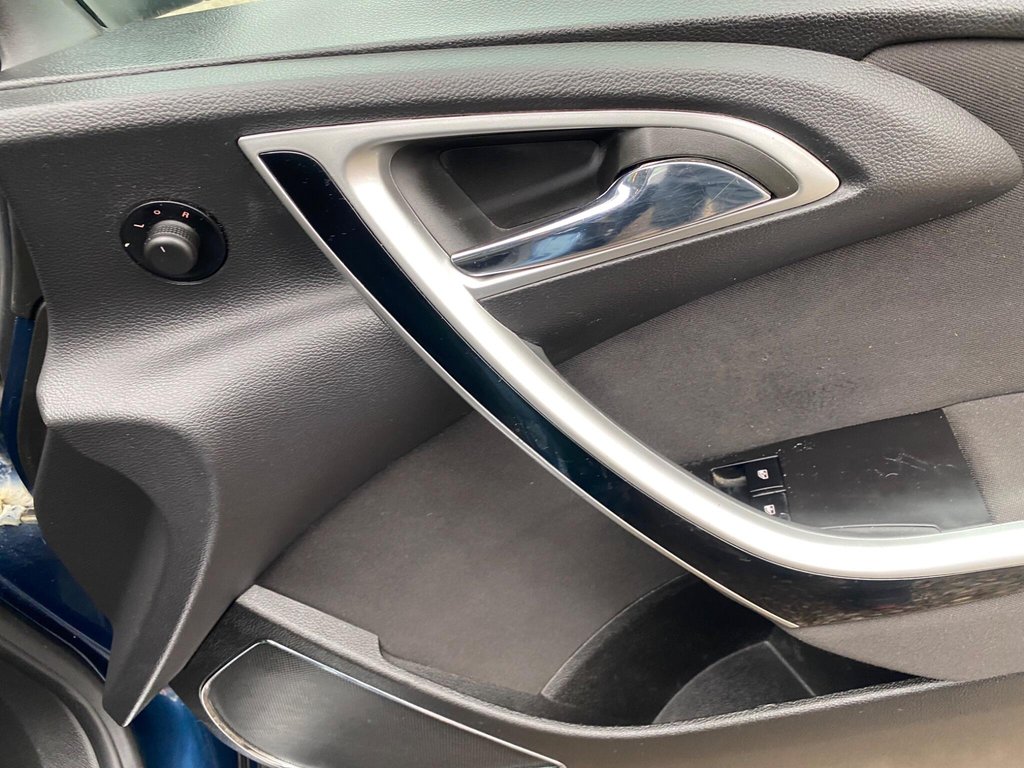 Used Vauxhall Astra 2010 for sale - 77794997: Photo 41