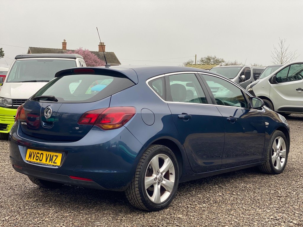 Used Vauxhall Astra 2010 for sale - 77794997: Photo 5