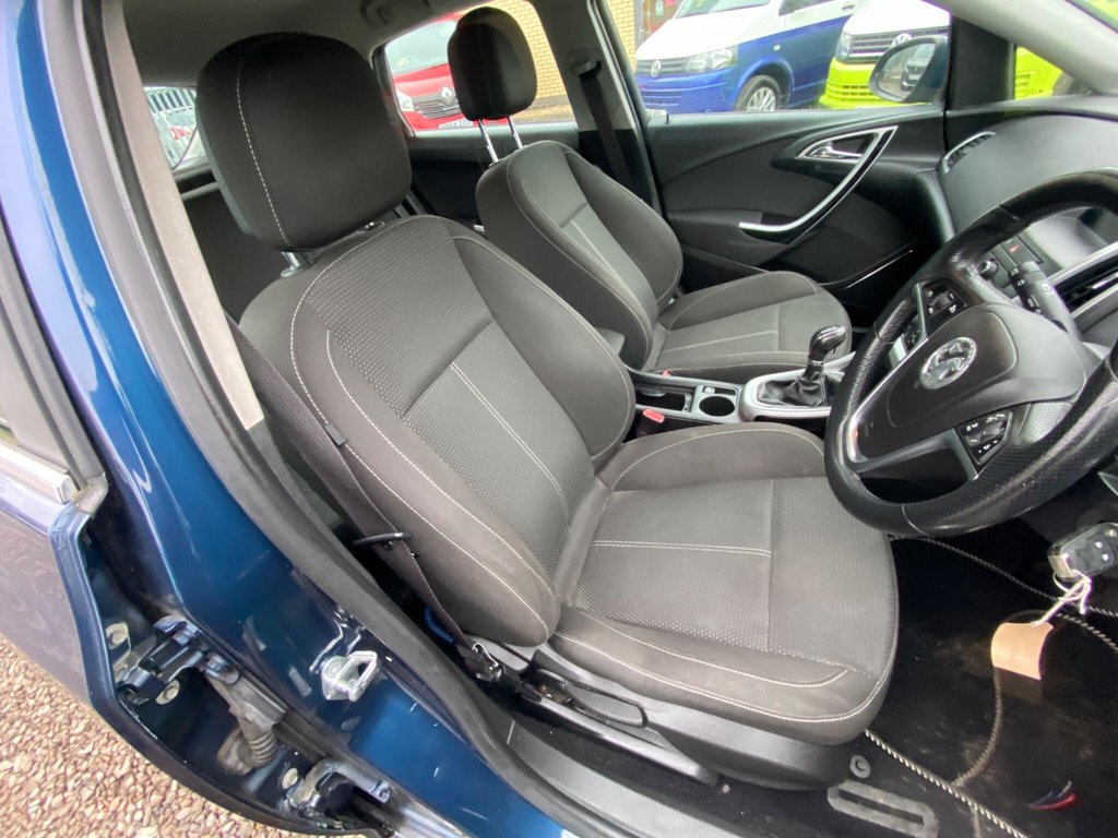 Used Vauxhall Astra 2010 for sale - 77794997: Photo 6