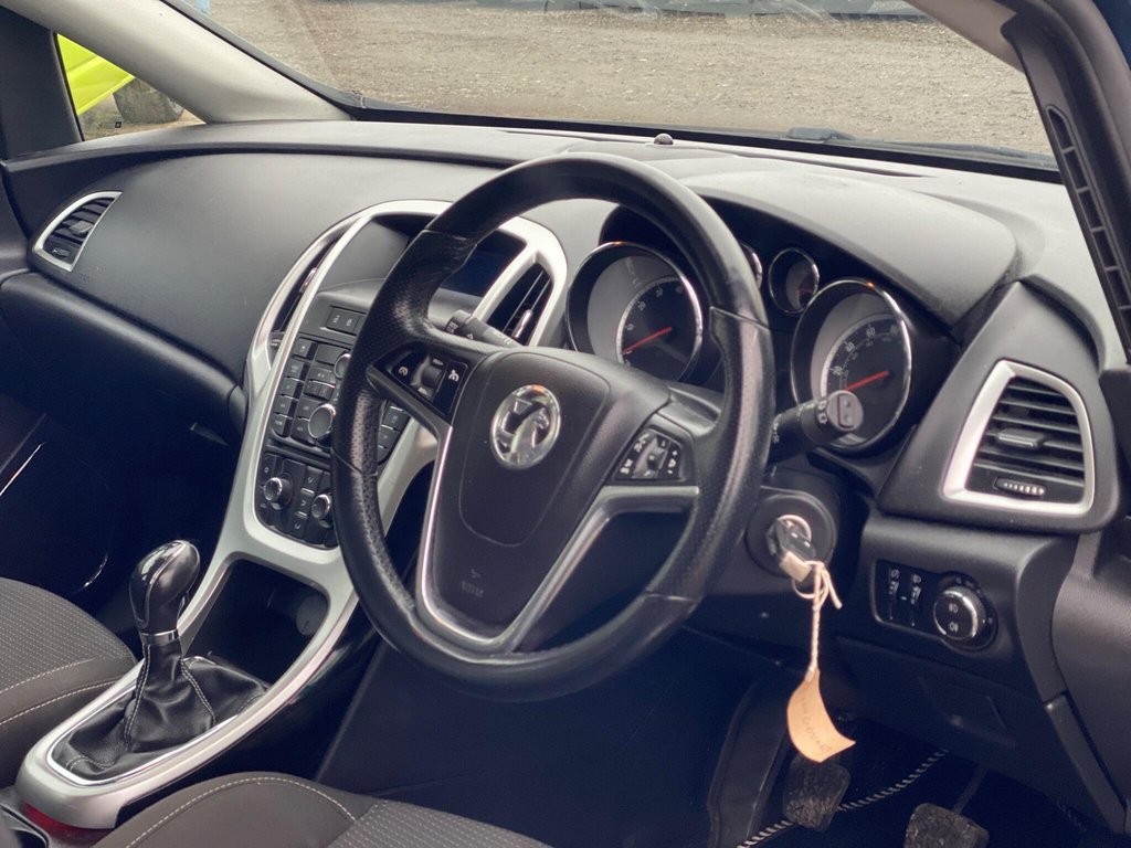 Used Vauxhall Astra 2010 for sale - 77794997: Photo 7