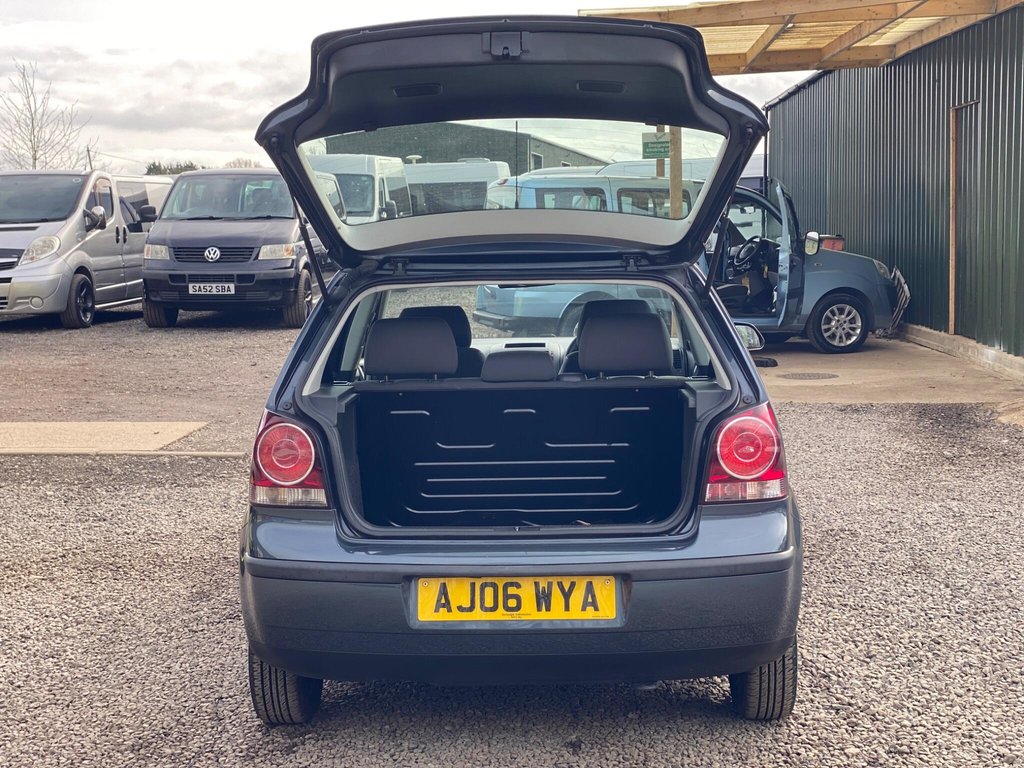 Used Volkswagen Polo 2006 for sale - 77685317: Photo 12