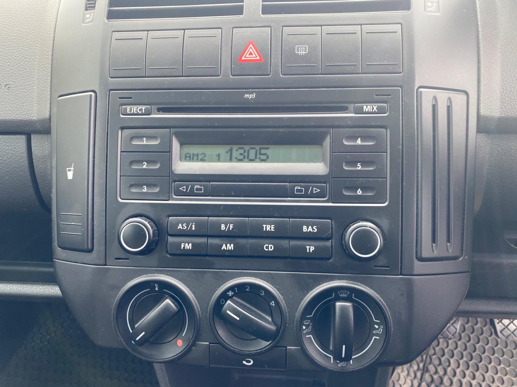 Used Volkswagen Polo 2006 for sale - 77685317: Photo 32