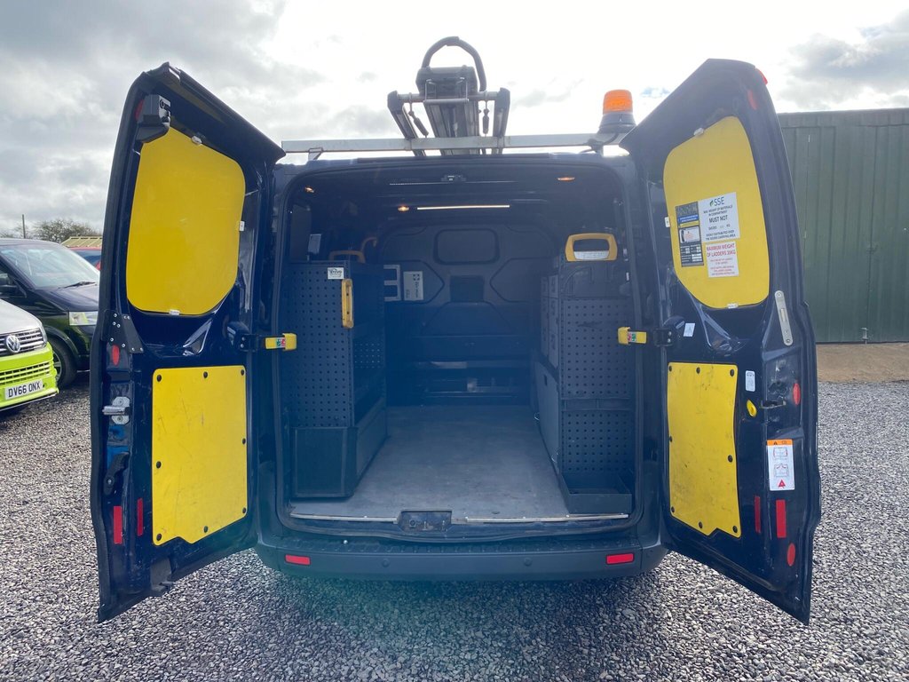 Used Ford Transit Custom 2015 for sale - 77525822: Photo 16