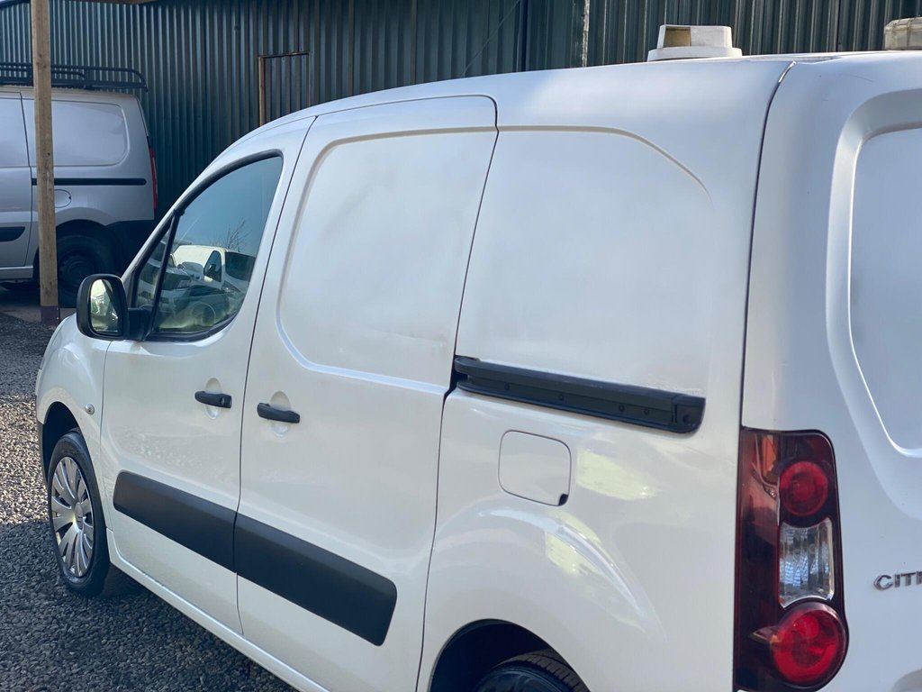 Used Citroen Berlingo 2013 for sale - 77890936: Photo 25