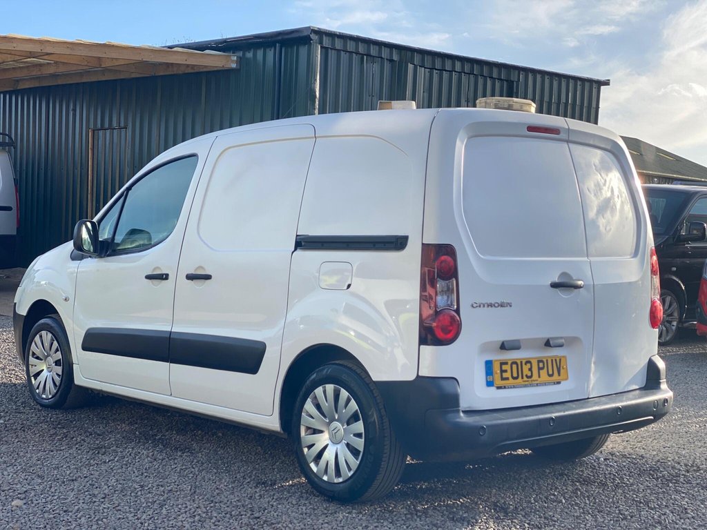 Used Citroen Berlingo 2013 for sale - 77890936: Photo 4