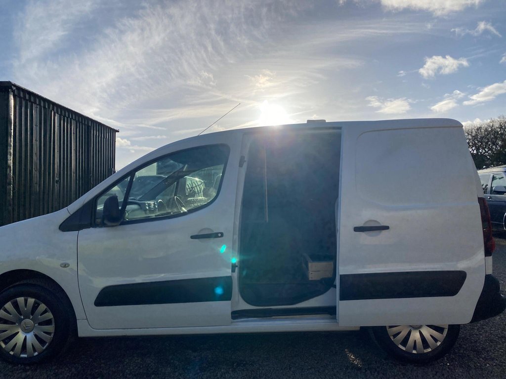 Used Citroen Berlingo 2013 for sale - 77890936: Photo 43