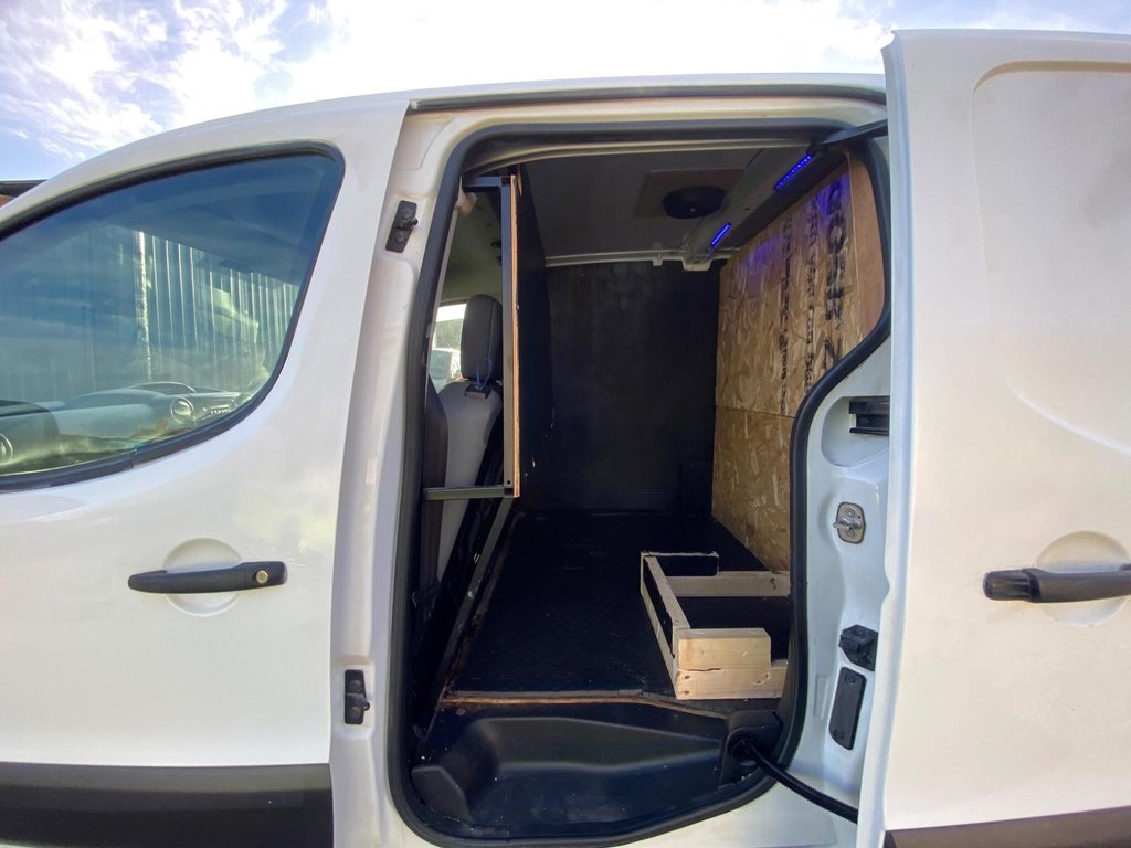 Used Citroen Berlingo 2013 for sale - 77890936: Photo 44