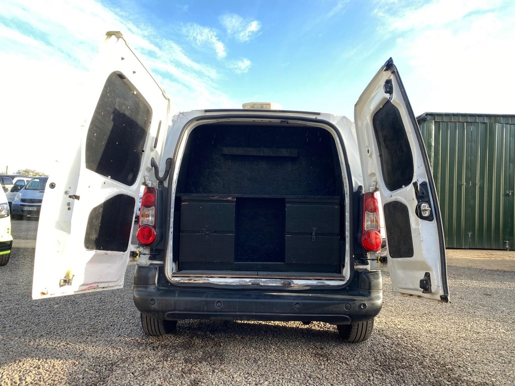 Used Citroen Berlingo 2013 for sale - 77890936: Photo 8