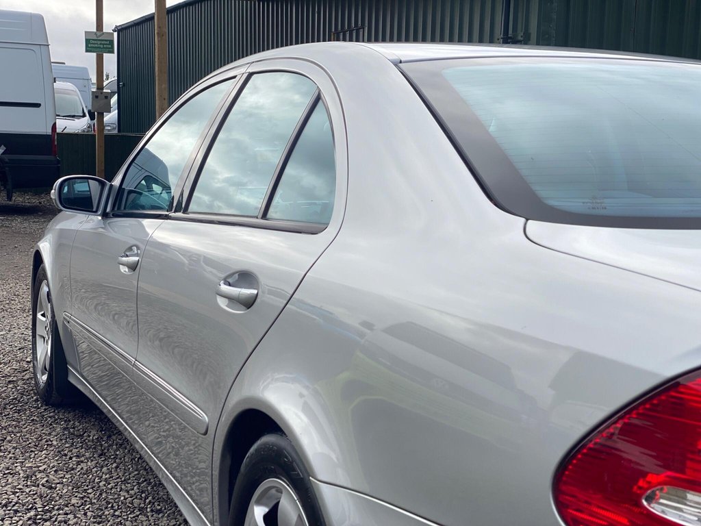 Used Mercedes-Benz E Class 2003 for sale - 77720027: Photo 25