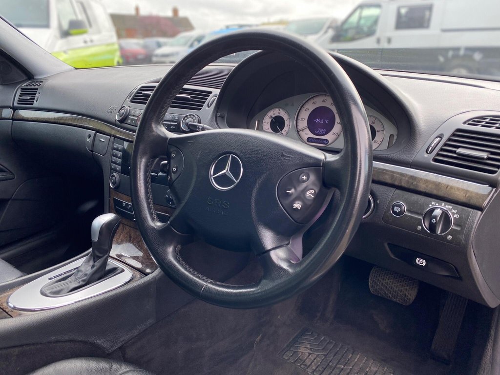 Used Mercedes-Benz E Class 2003 for sale - 77720027: Photo 28