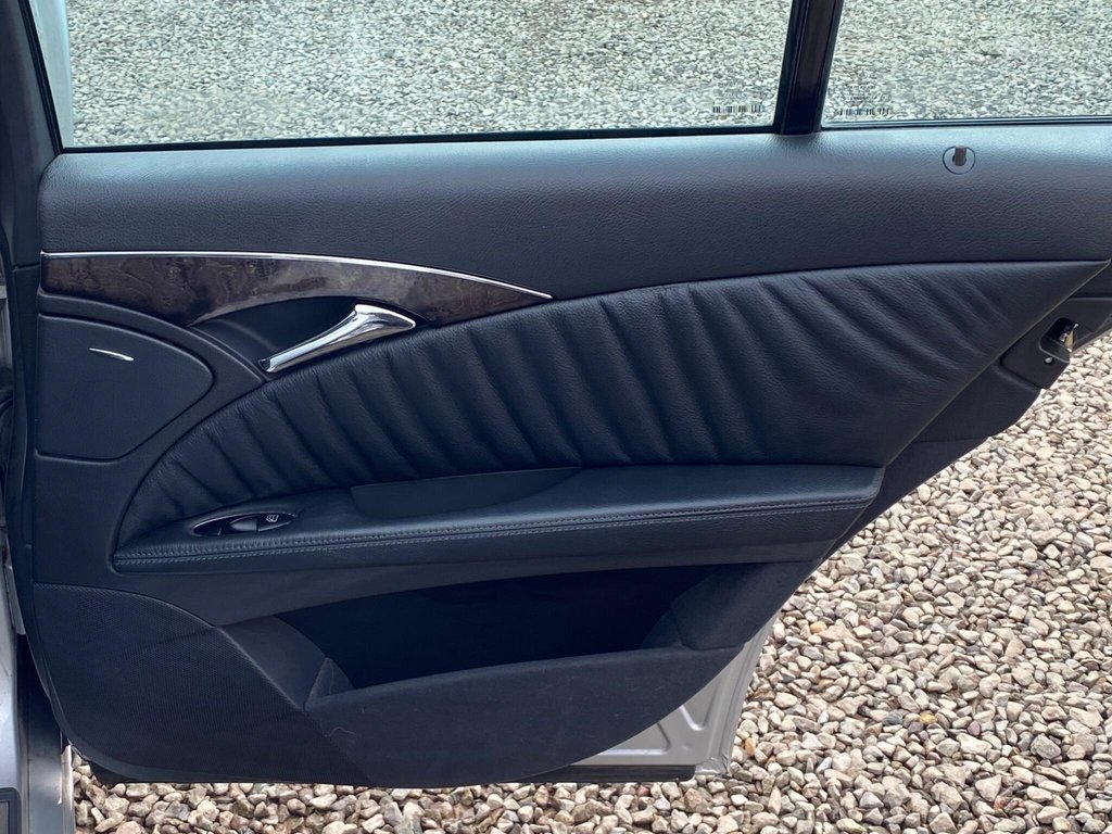 Used Mercedes-Benz E Class 2003 for sale - 77720027: Photo 45