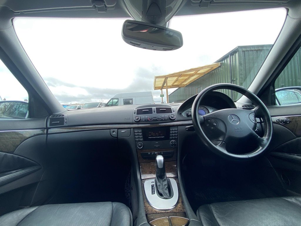 Used Mercedes-Benz E Class 2003 for sale - 77720027: Photo 9