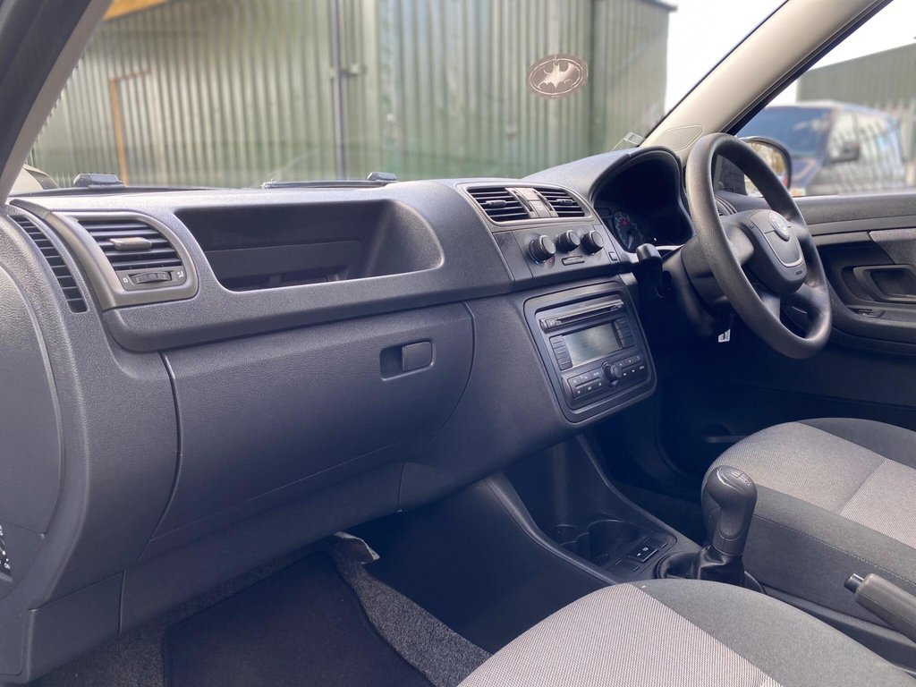 Used Skoda Fabia 2010 for sale - 77841333: Photo 15