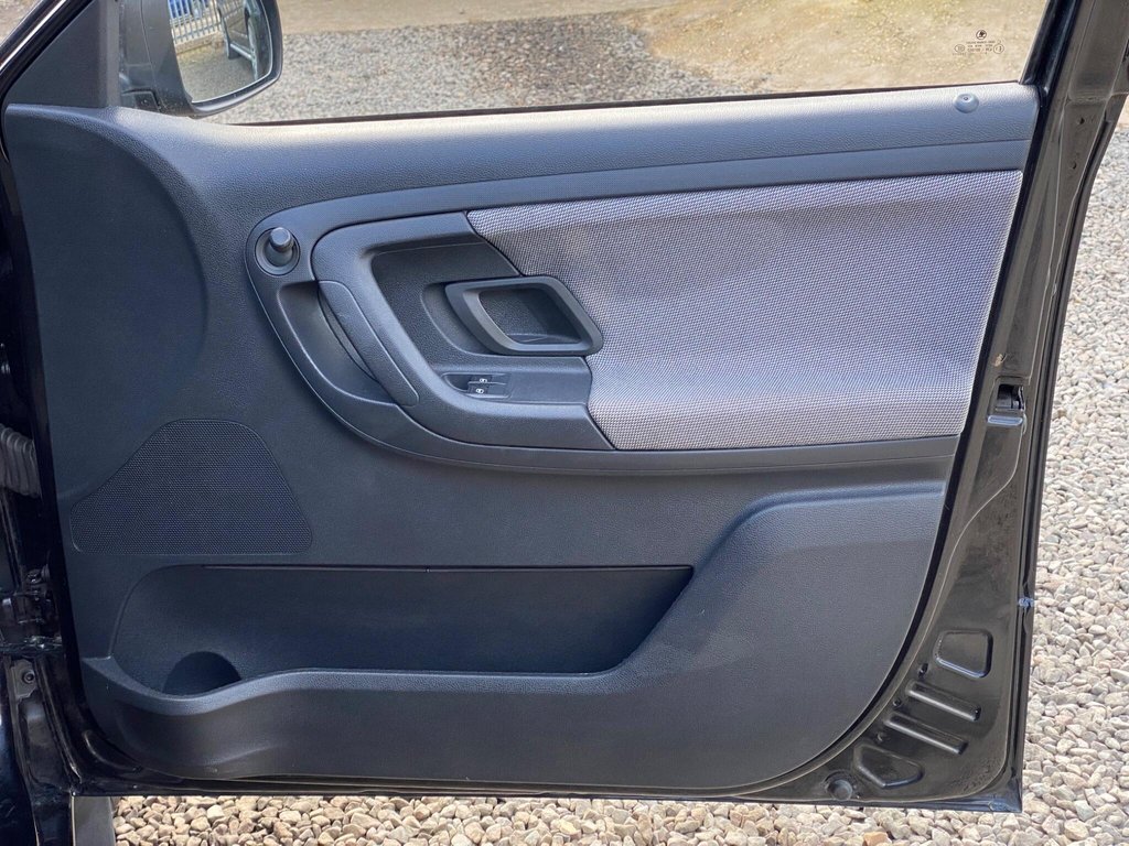 Used Skoda Fabia 2010 for sale - 77841333: Photo 41