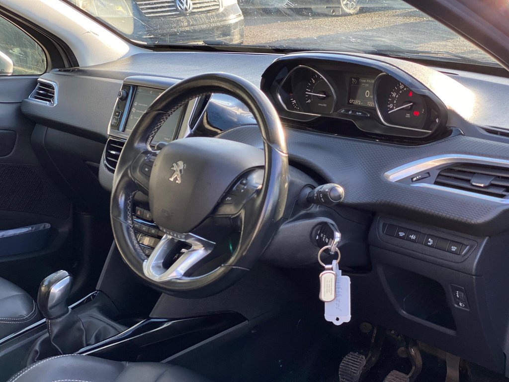 Used Peugeot 2008 2018 for sale - 77563778: Photo 6