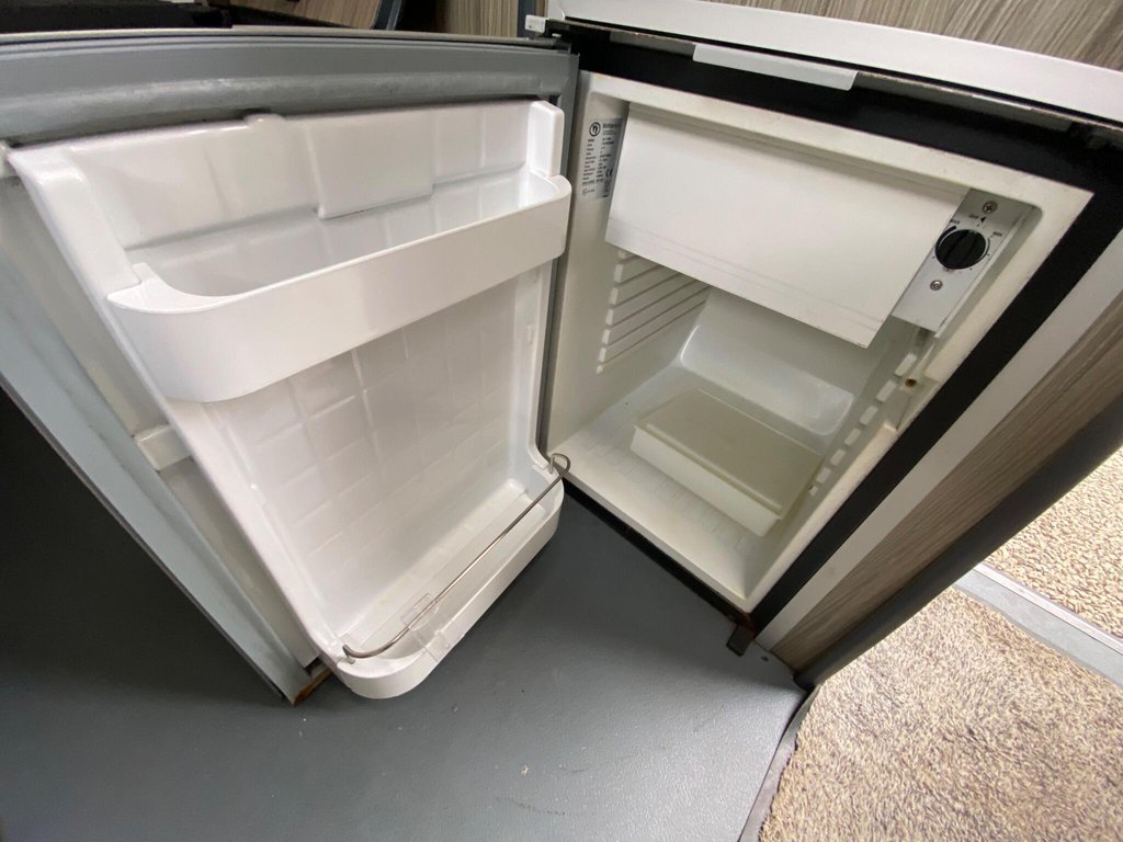 Used Mercedes-Benz Sprinter 2012 for sale - 77685276: Photo 25