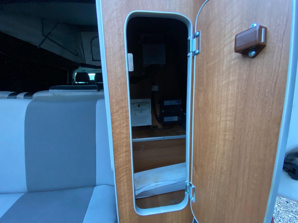 Used Volkswagen Transporter 2014 for sale - 77719695: Photo 32