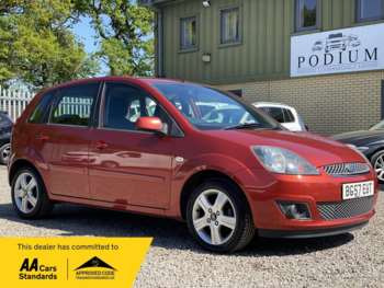 2007 (57) - 1.25 Zetec Climate 5dr