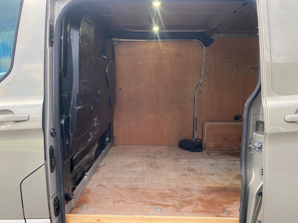 Used Ford Transit Custom 2017 for sale - 78117509: Photo 19