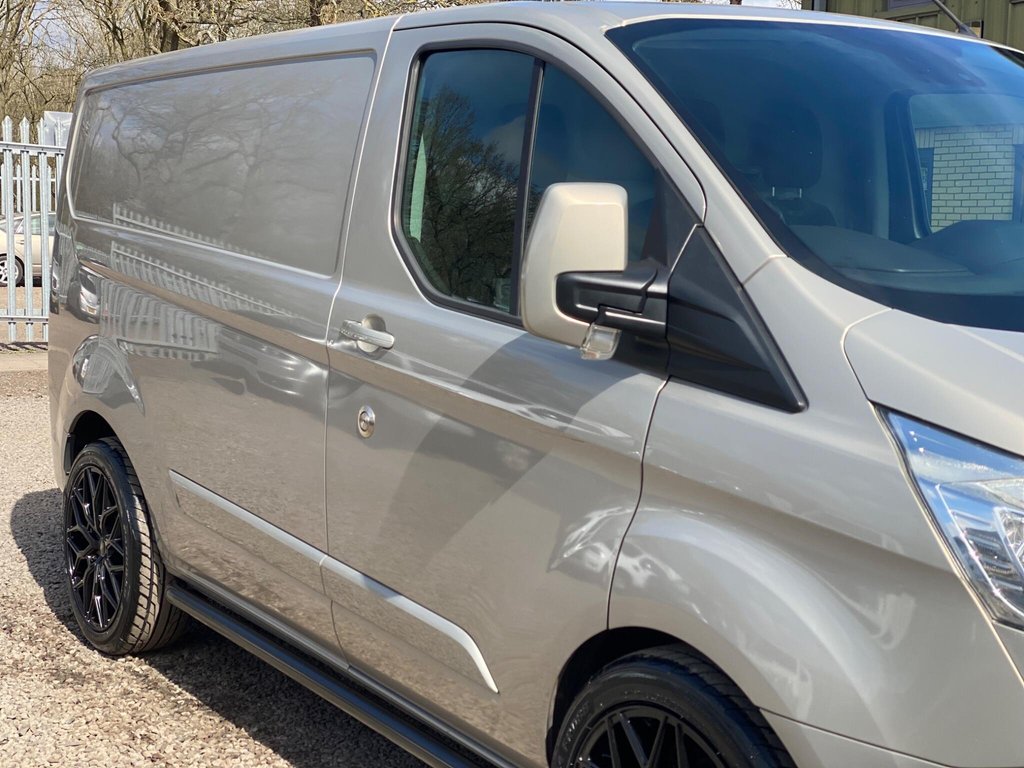 Used Ford Transit Custom 2017 for sale - 78117509: Photo 30