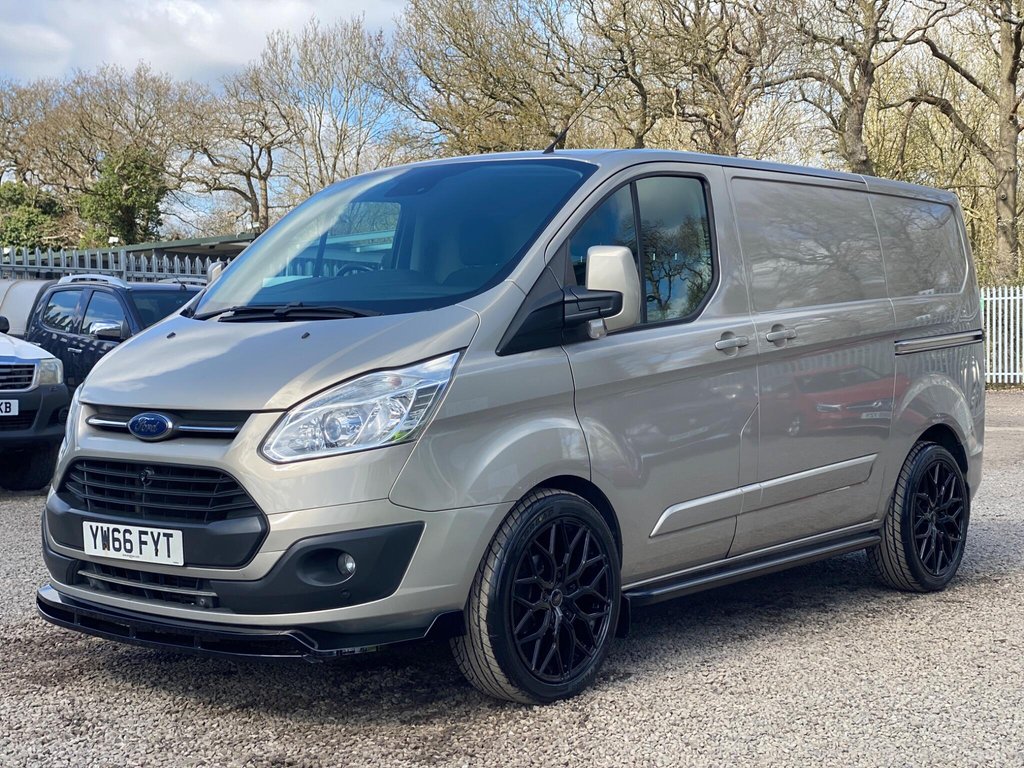 Used Ford Transit Custom 2017 for sale - 78117509: Photo 4