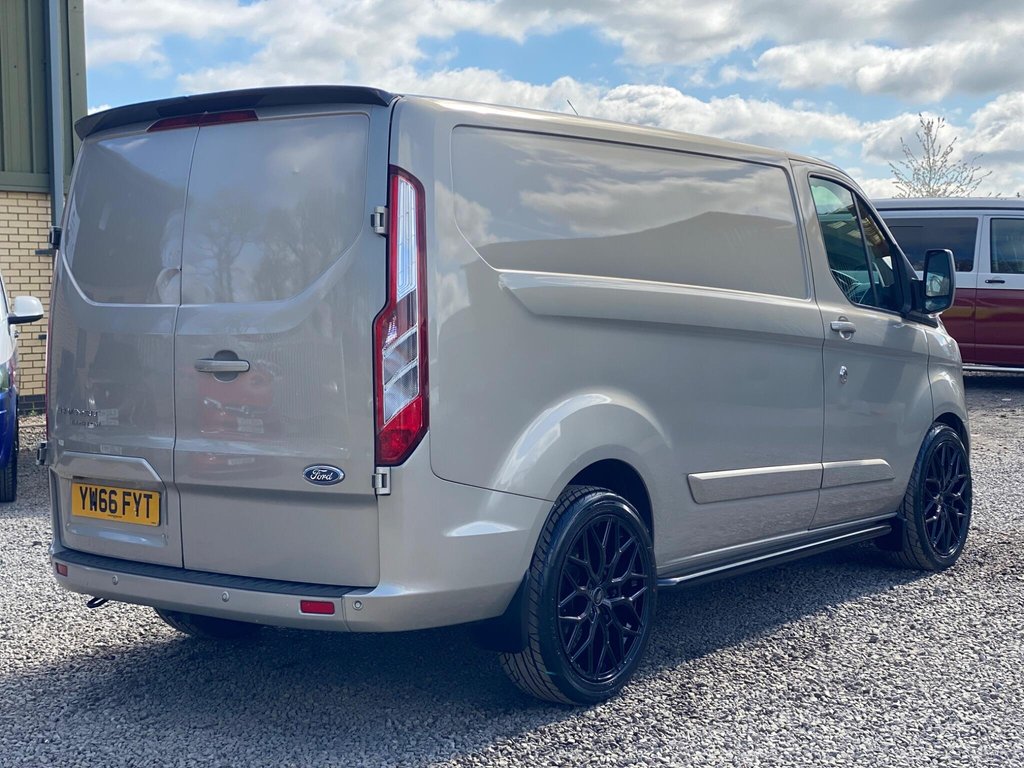 Used Ford Transit Custom 2017 for sale - 78117509: Photo 8