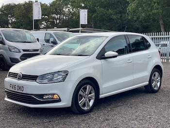 Used Volkswagen Polo 2016 for sale - 79414410: Photo
