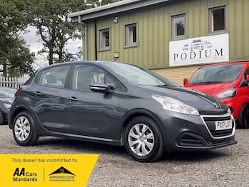 Used Peugeot 208 2017 for sale - 79795729: Photo