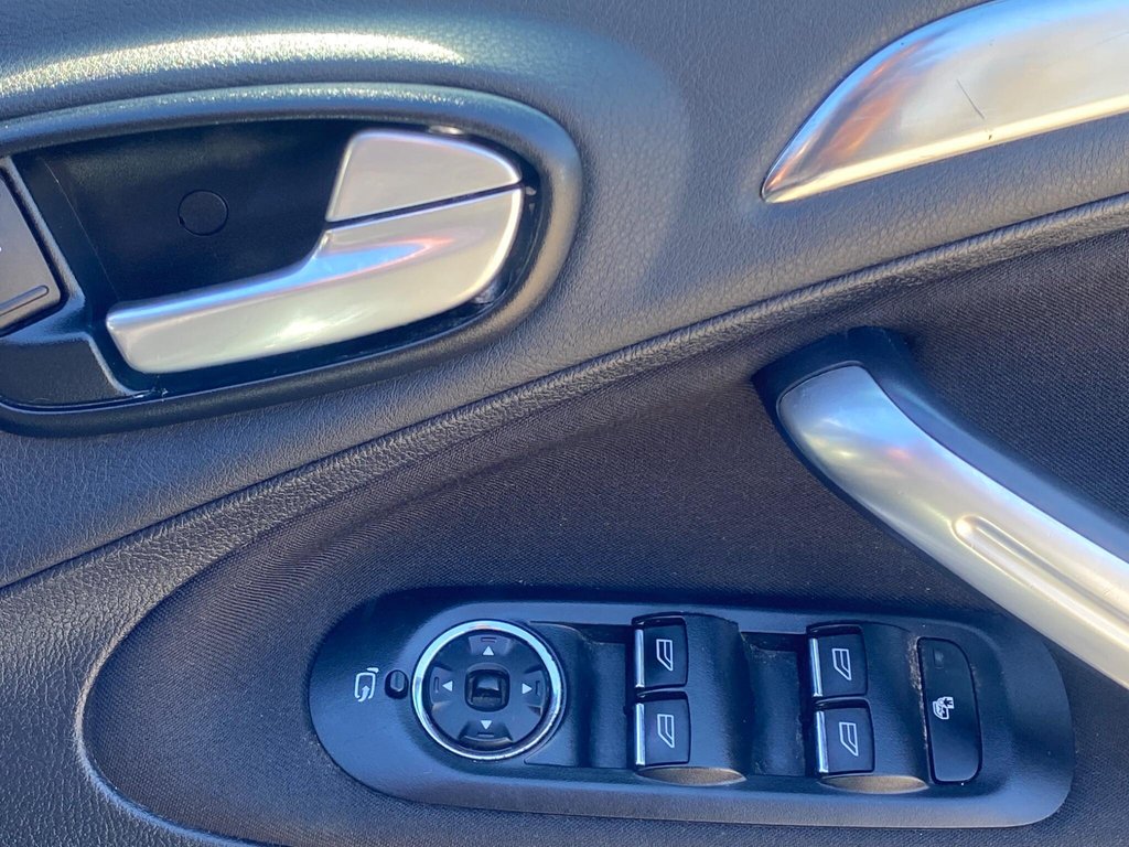 Used Ford S-Max 2011 for sale - 78044538: Photo 45