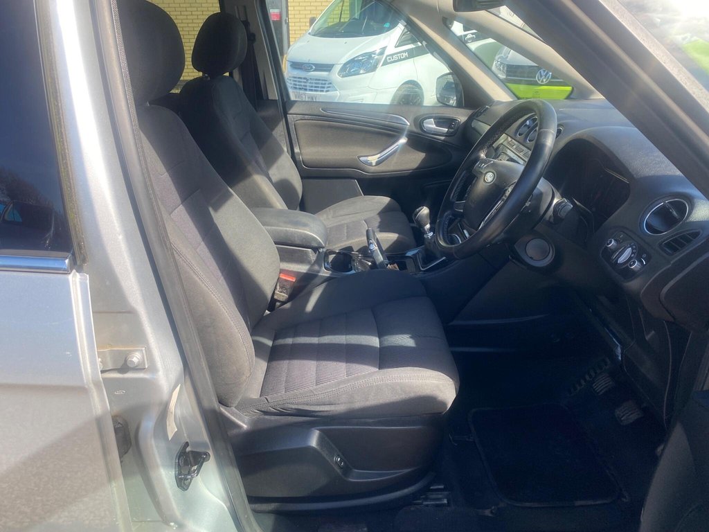 Used Ford S-Max 2011 for sale - 78044538: Photo 6