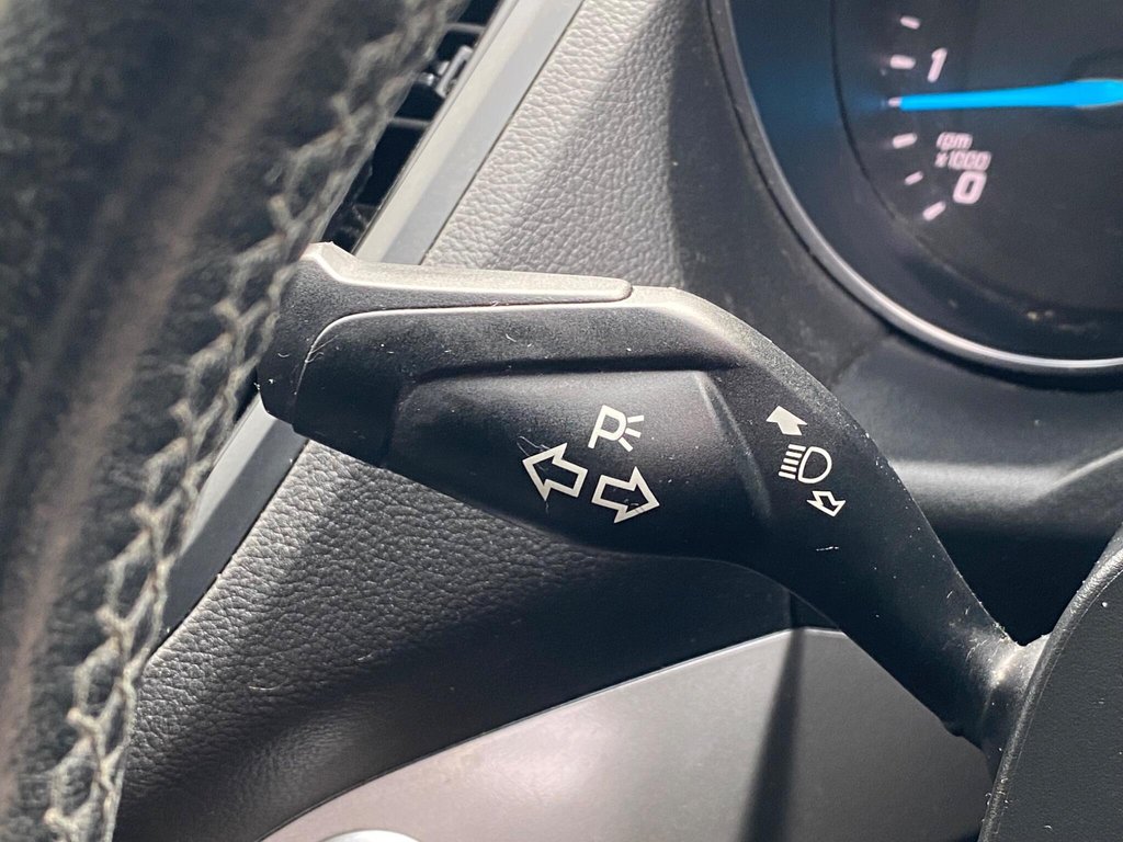 Used Ford Kuga 2015 for sale - 76333990: Photo 41