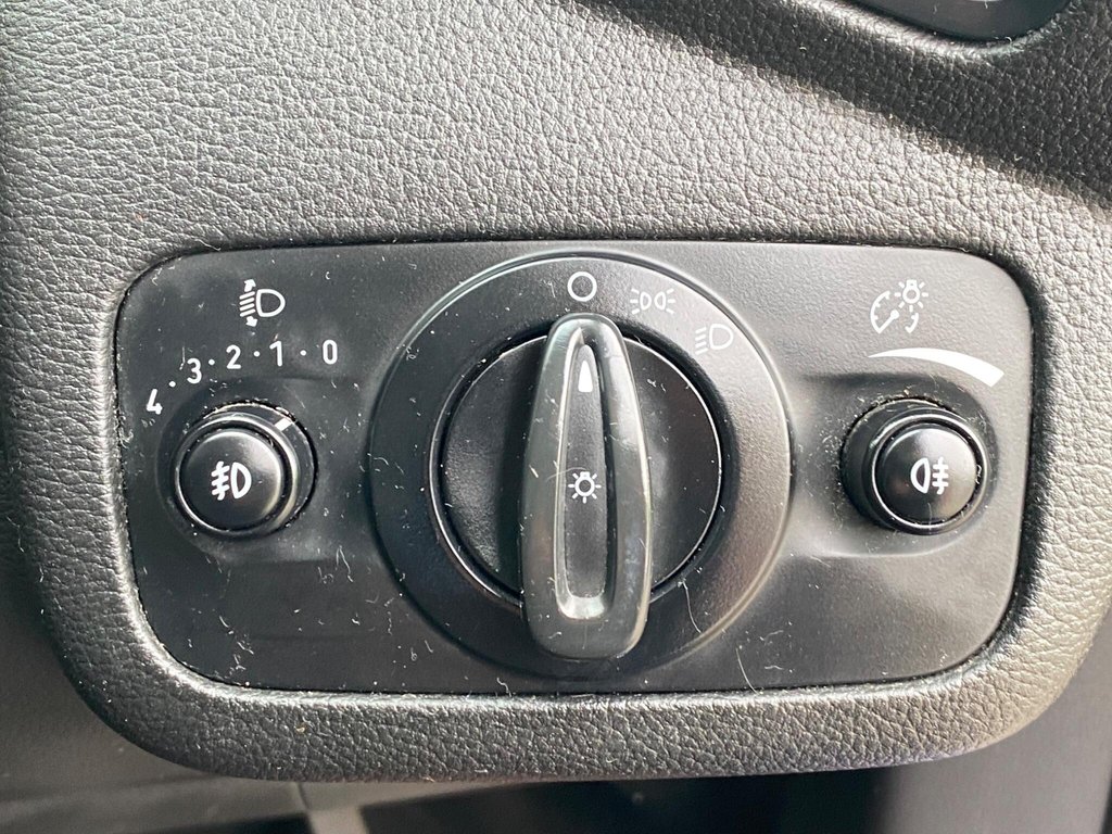 Used Ford Kuga 2015 for sale - 76333990: Photo 45