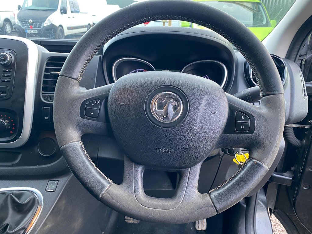 Used Vauxhall Vivaro 2015 for sale - 77388834: Photo 38