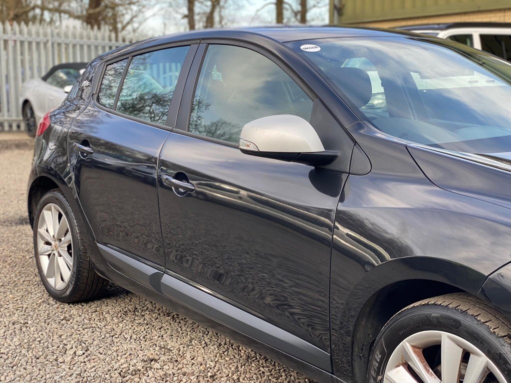 Used Renault Megane 2010 for sale - 77315990: Photo 23