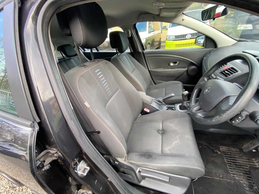 Used Renault Megane 2010 for sale - 77315990: Photo 31