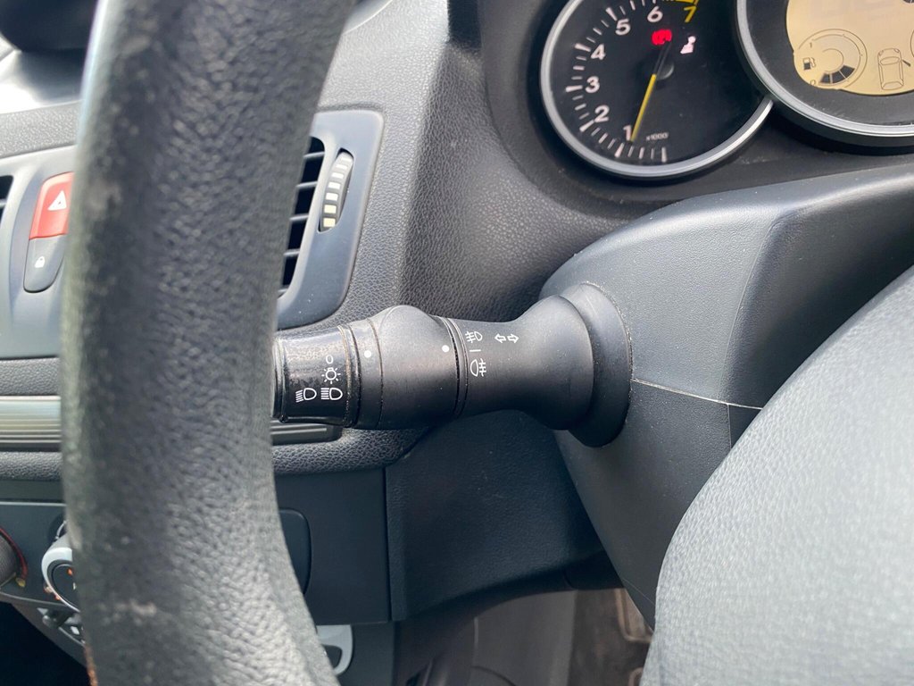 Used Renault Megane 2010 for sale - 77315990: Photo 34