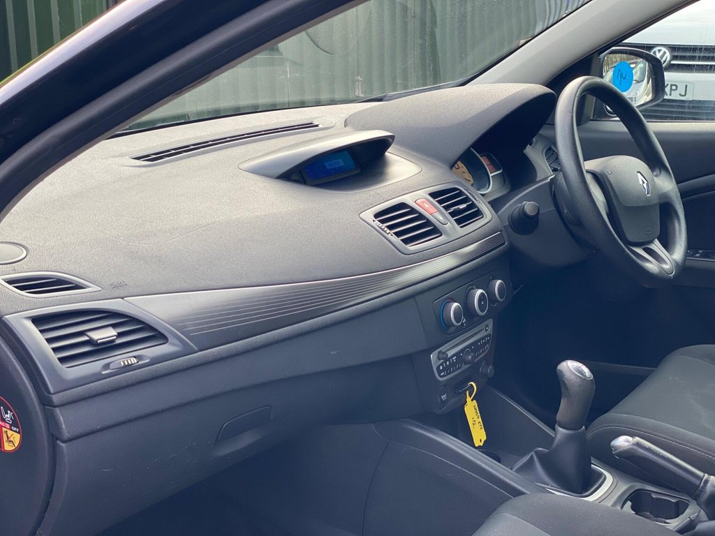 Used Renault Megane 2010 for sale - 77315990: Photo 49