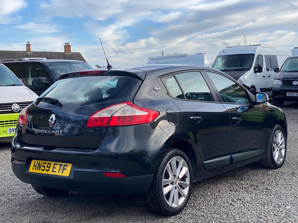 Used Renault Megane 2010 for sale - 77315990: Photo 5